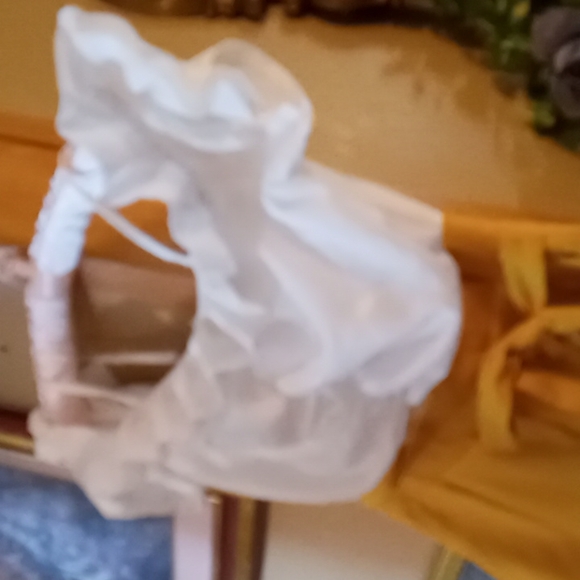 Cute Romper size Small - Picture 3 of 13